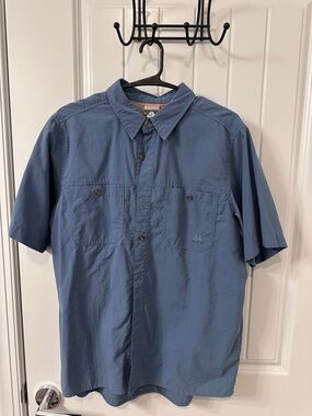 Nike ACG Short-Sleeve Button-Down Shirt in Blue